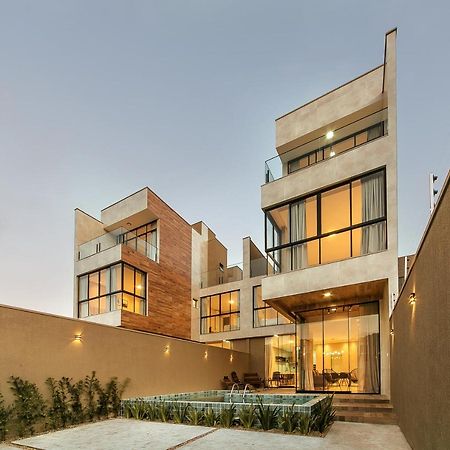 Casa Requinte, 4 Suites , Piscina II Балнеариу-Камбориу Экстерьер фото